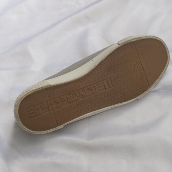 Nautica shoes with laces - Picture 7 of 8